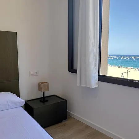 Beachfront Victoria In Tossa 2 Daire *