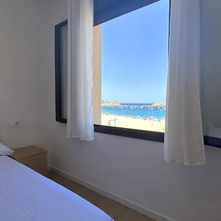公寓 Beachfront Victoria In Tossa 2 *